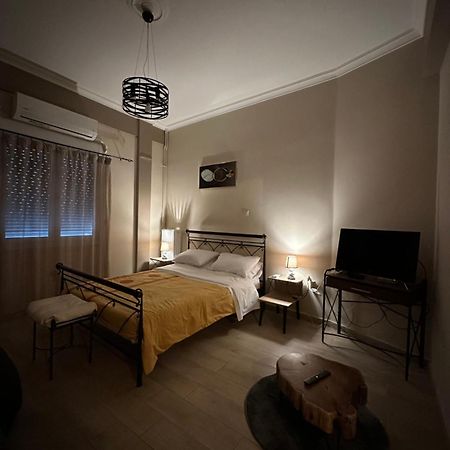 Ζεστή Φωλίτσα Στο Κέντρο. Appartement Athene Buitenkant foto