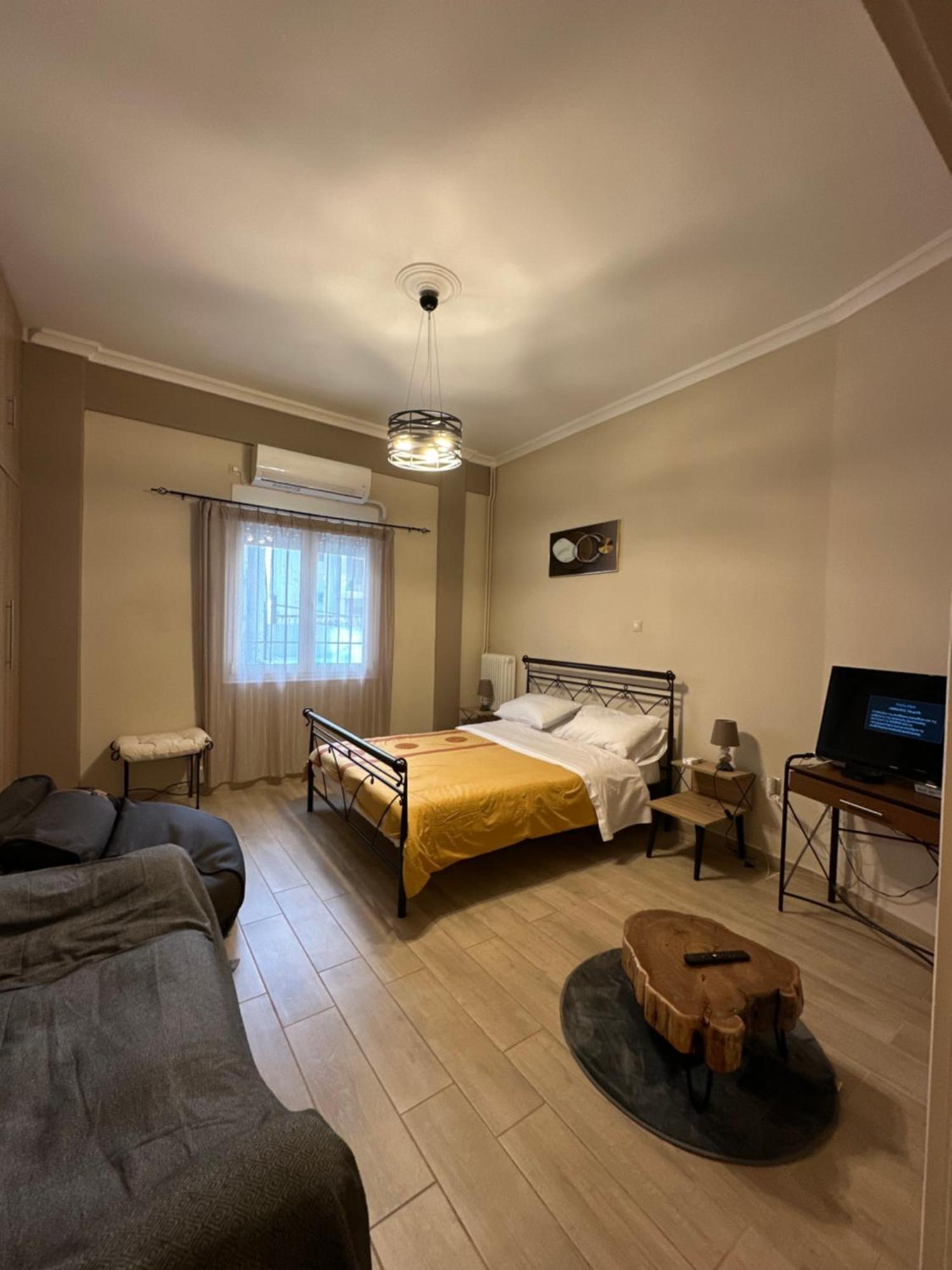 Ζεστή Φωλίτσα Στο Κέντρο. Appartement Athene Buitenkant foto