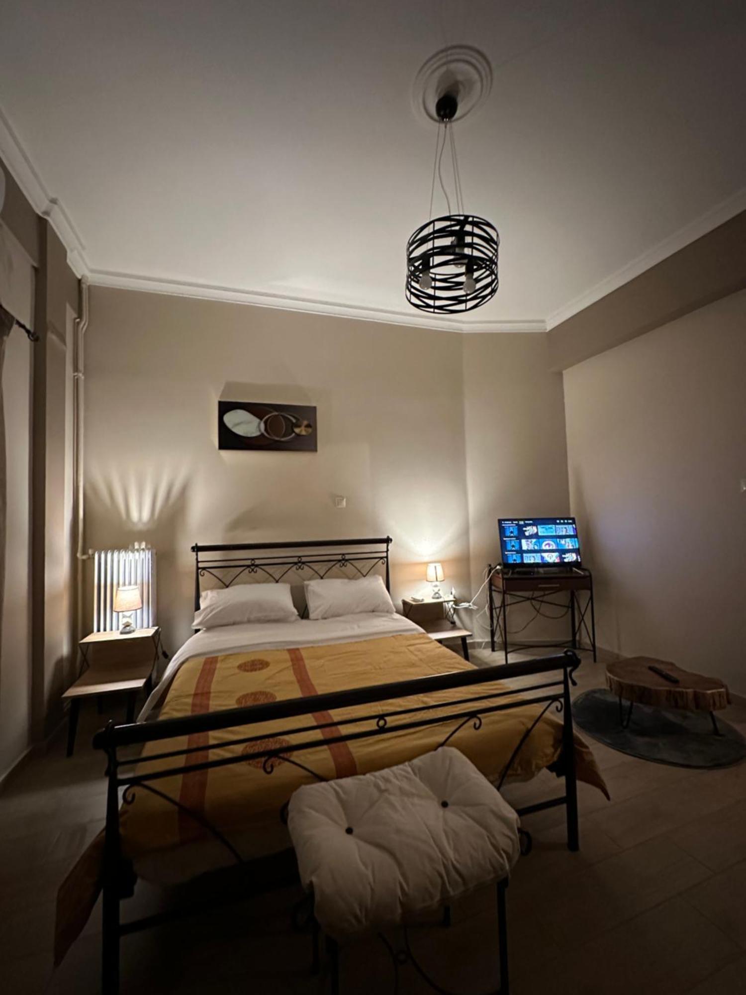 Ζεστή Φωλίτσα Στο Κέντρο. Appartement Athene Buitenkant foto