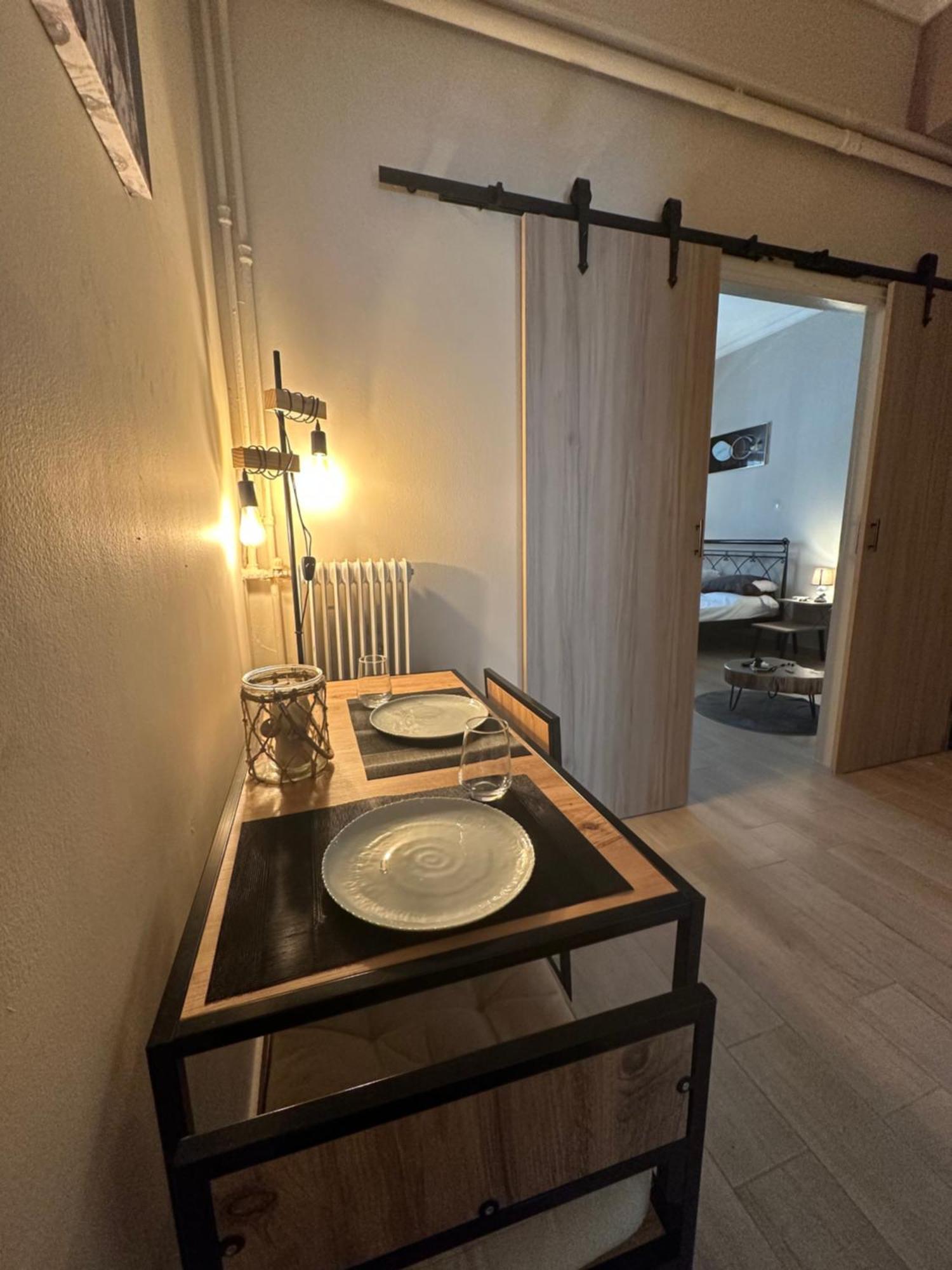Ζεστή Φωλίτσα Στο Κέντρο. Appartement Athene Buitenkant foto
